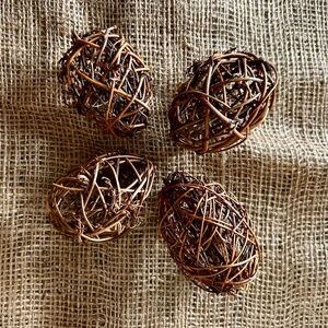 4 Handmade Grapevine Decorative Eggs for Easter